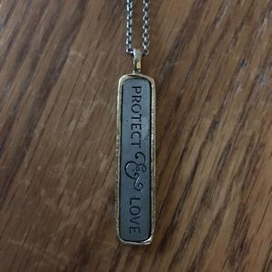 “Protect & Love” Jewell by Thirty-One Necklace